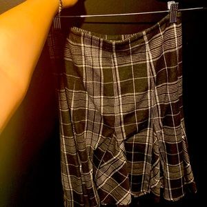 Black plaid high waisted skirt